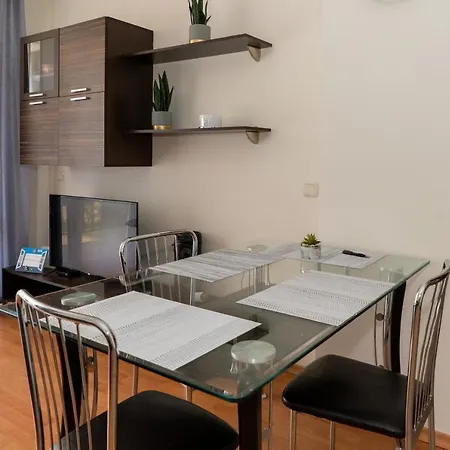 Apartament Fort * Sluneční pobřeží