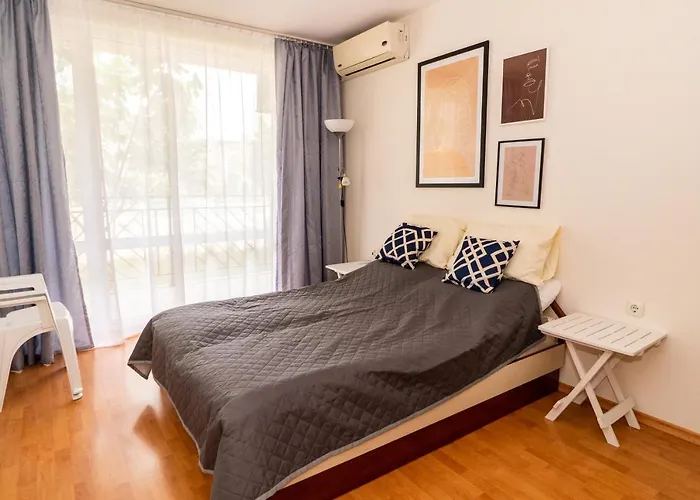 Апартамент Apartament Fort Слънчев бряг